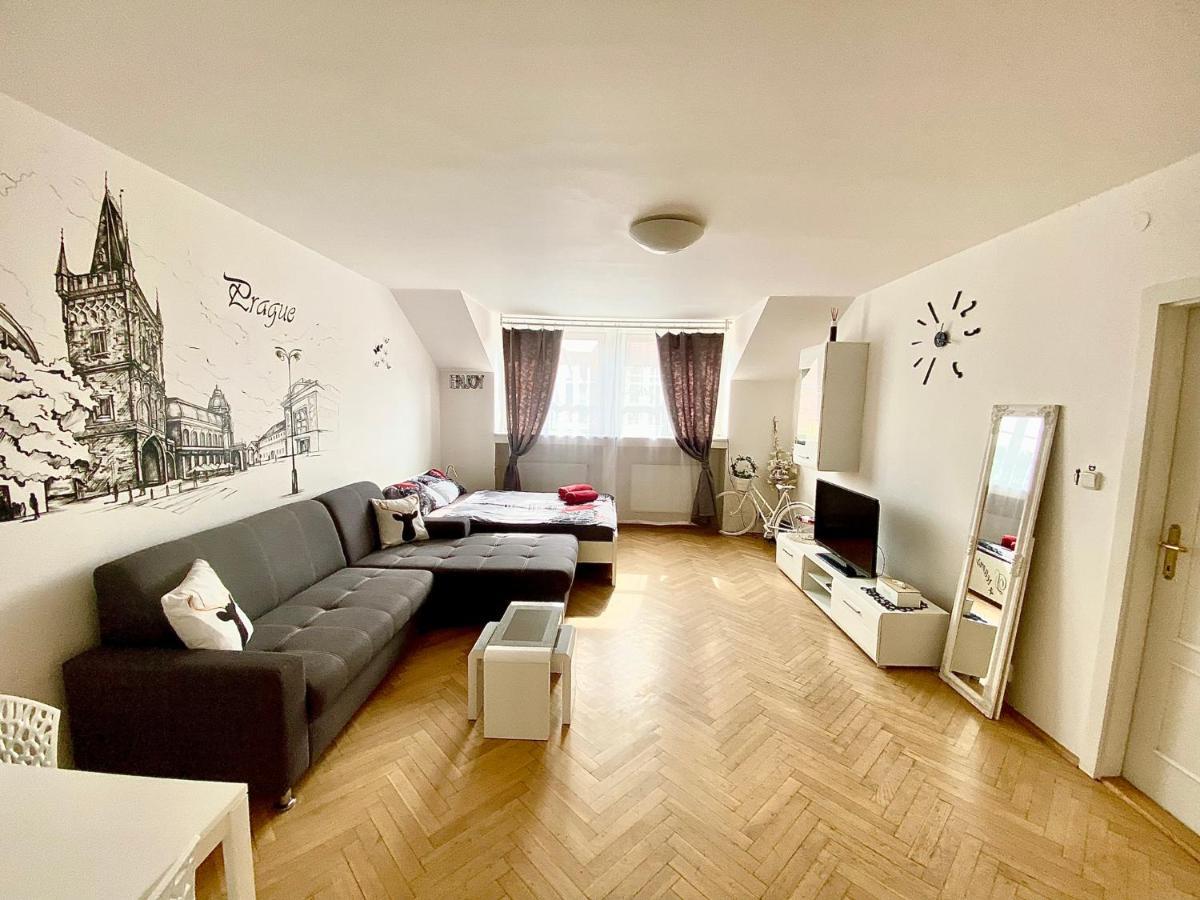 Fantastic Apartment In The City Center Прага Екстер'єр фото
