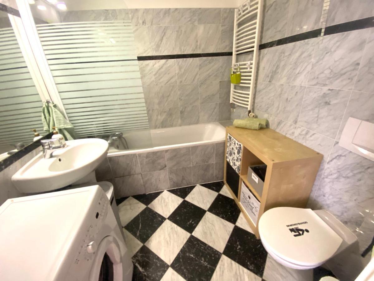 Fantastic Apartment In The City Center Прага Екстер'єр фото